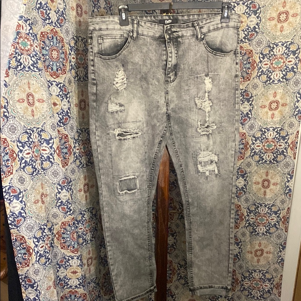 H&M Gray Relaxed Fit Jeans Distressed Style